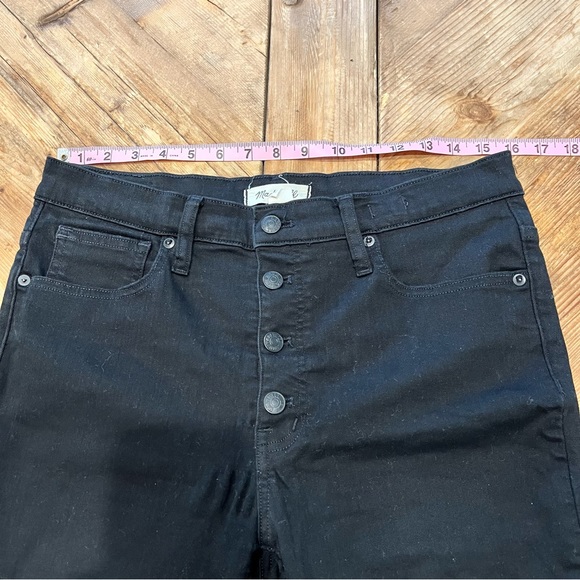 Madewell 9” Mid-Rise Button Fly Skinny Stretch Jeans in Dark Black Wash - Picture 12 of 13